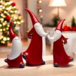 STATUINA DI BABBO NATALE CON CAPPELLO A PUNTA